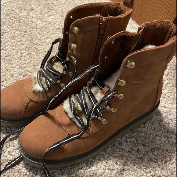 Style & Co. Faux Fur Combat Boots - Picture 4 of 8